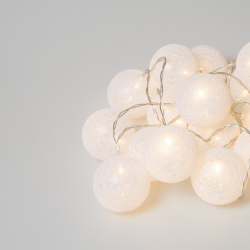 20Led Φωτ.Σταθ.Με Μπάλες Cotton 6cm Με Μετασχ. Ip44-Χρονοδιακόπτη 6ωρο Θερμό Φως 3Μ