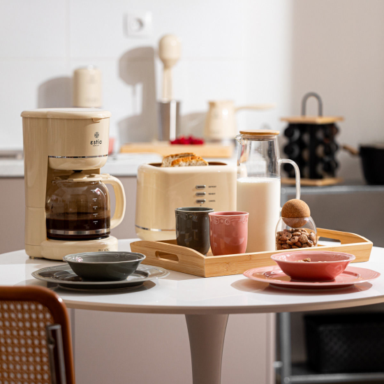 ΚΑΦΕΤΙΕΡΑ ΦΙΛΤΡΟΥ IVORIS ΠΛΑΣΤΙΚΗ 900w ΜΕ ΓΥΑΛΙΝΗ ΚΑΝΑΤΑ 1.5lt.